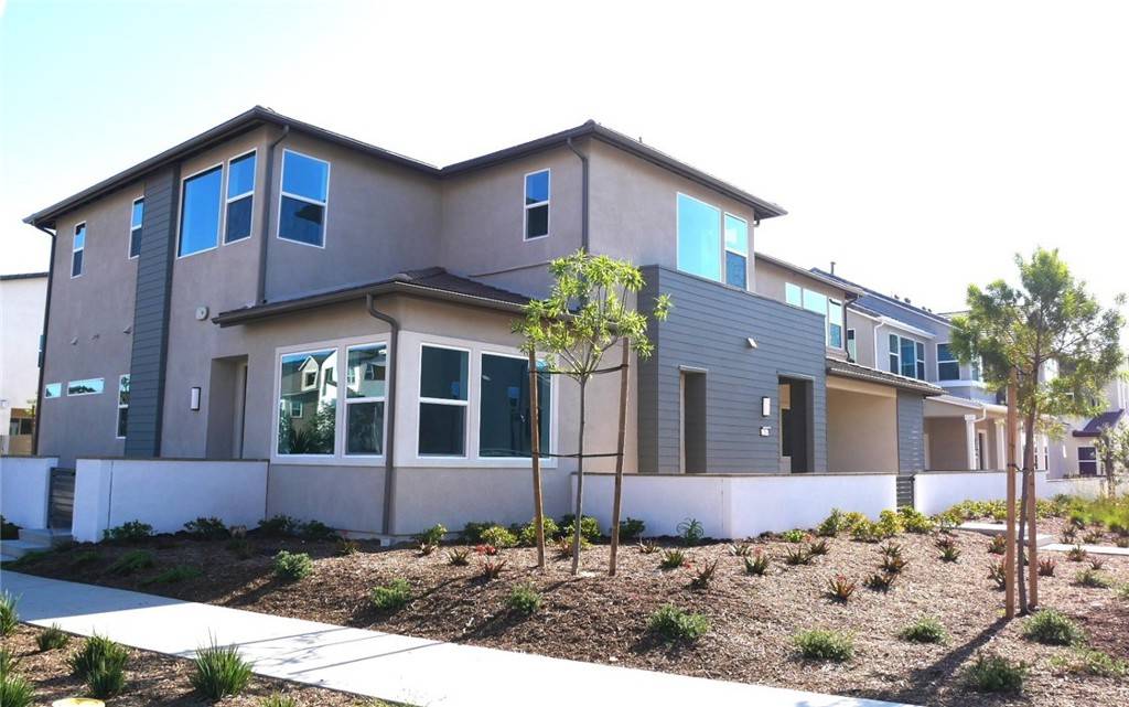 Irvine, CA 92618,254 Proctor
