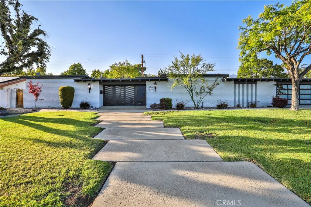Claremont, CA 91711,315 Teasdale DR