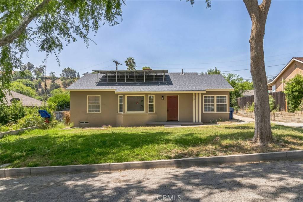 San Bernardino, CA 92405,717 La Porte AVE