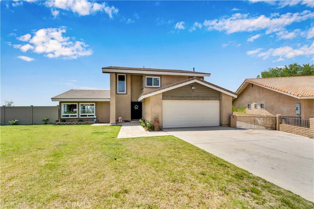 Highland, CA 92346,3074 Mountain Top DR