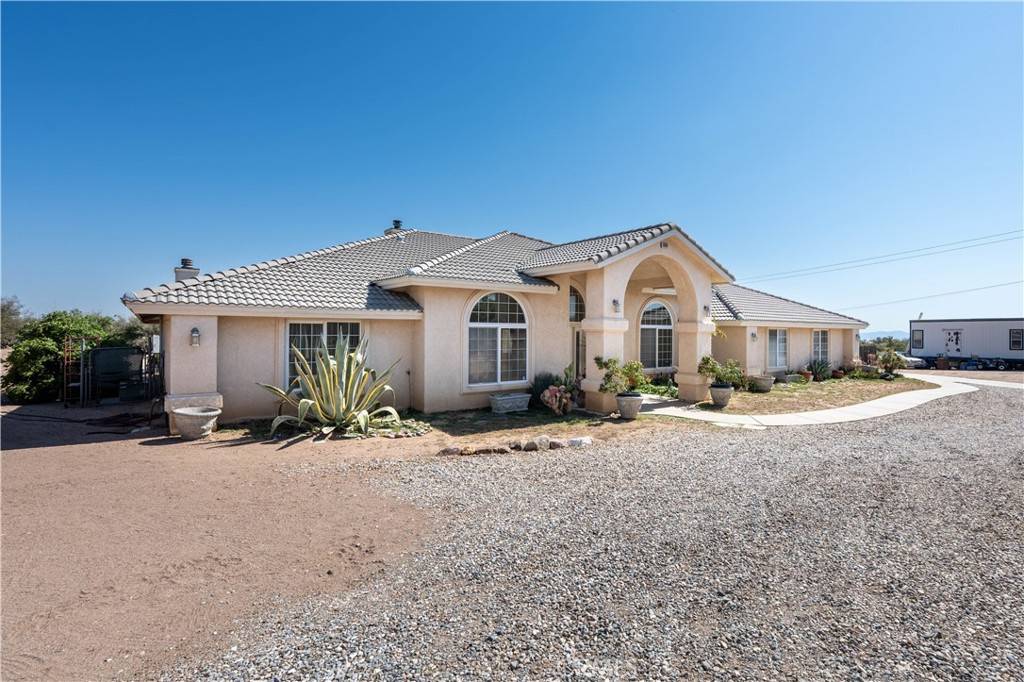 Phelan, CA 92371,9098 Rattlesnake RD