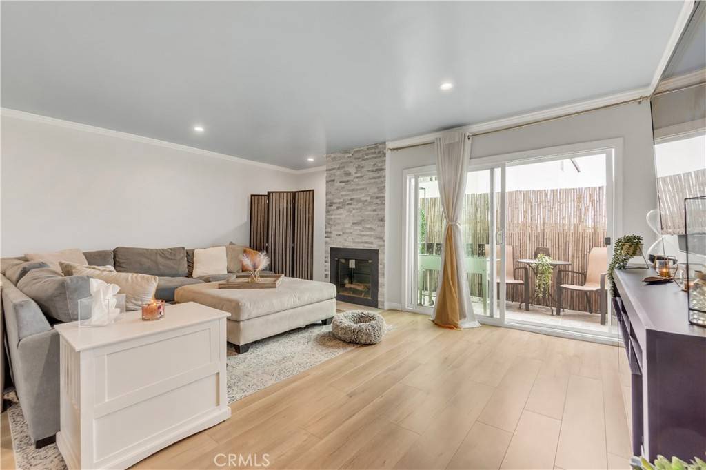 Inglewood, CA 90302,534 E Hazel ST #5