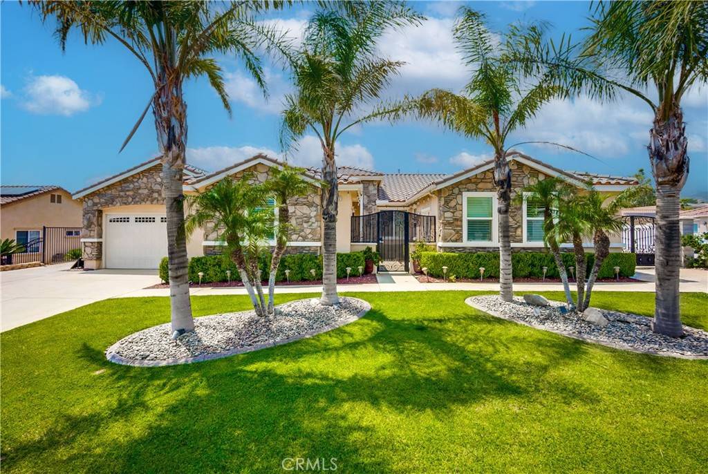 San Bernardino, CA 92407,6582 N Caleb LN