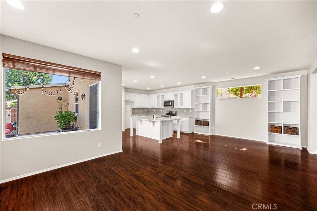 Ontario, CA 91761,4069 Cottage Way