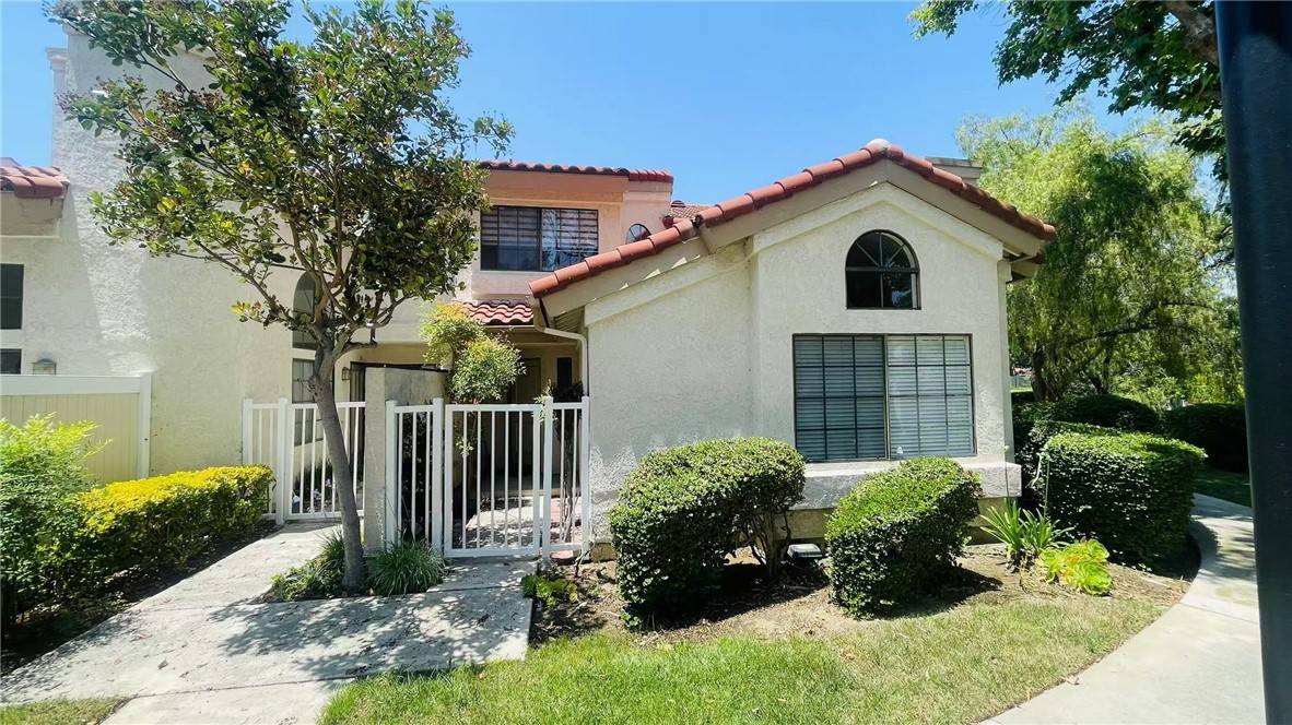 Diamond Bar, CA 91765,22905 Estoril DR #6