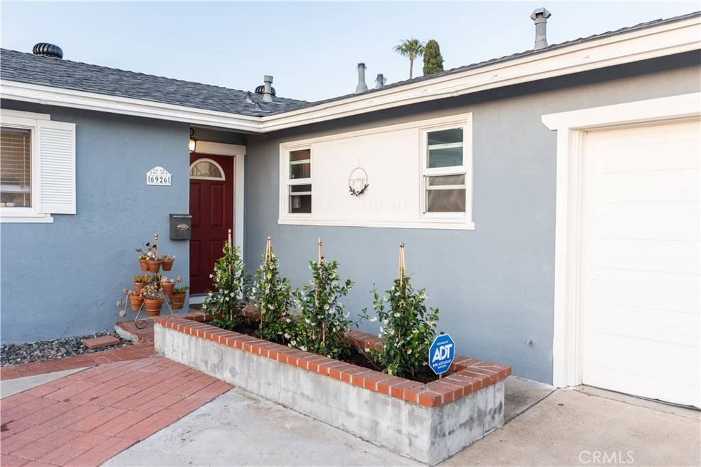 San Diego, CA 92111,6926 Quemoy CT