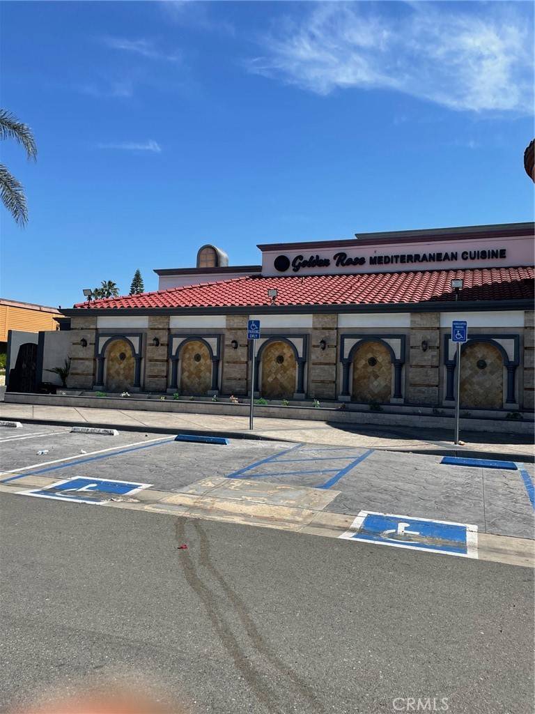 Buena Park, CA 90620,7115 Beach BLVD