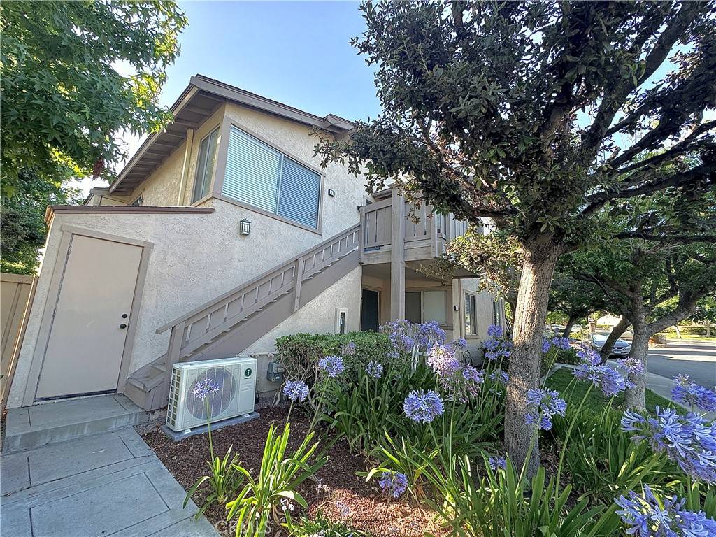 Irvine, CA 92614,81 Smokestone #12