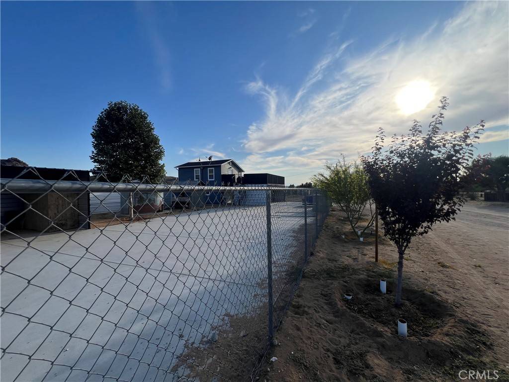 Apple Valley, CA 92307,24675 Via Vista RD