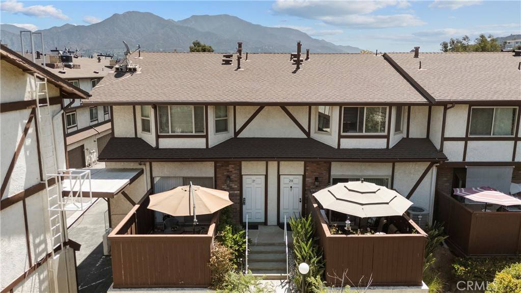 Sunland, CA 91040,10480 Sunland BLVD #27