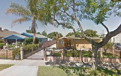 Bell, CA 90201,6227 Palm AVE