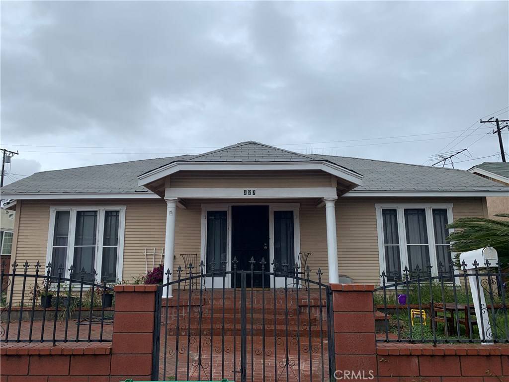 Santa Ana, CA 92701,327 Normandy PL