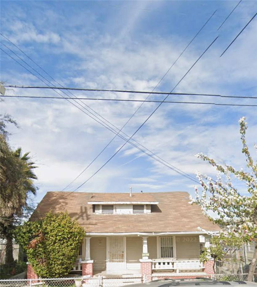 County - Los Angeles, CA 90018,1657 W 37th PL