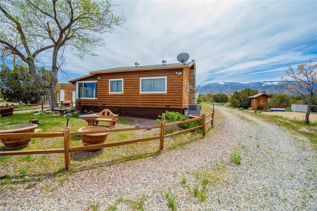 Pinon Hills, CA 92372,1145 Highway 138