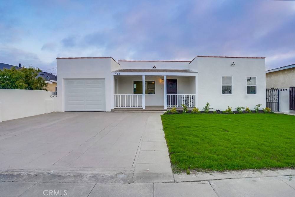 Compton, CA 90222,832 W 134th PL