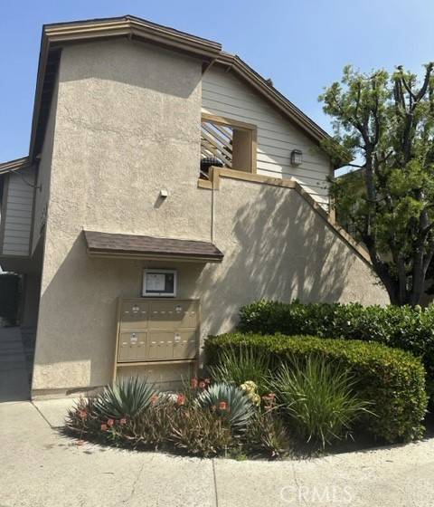 Paramount, CA 90723,16211 Downey AVE #98