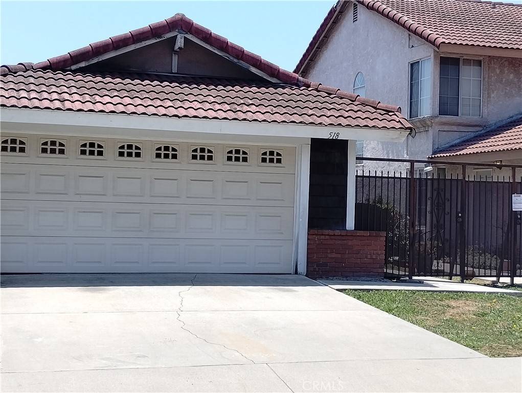 Compton, CA 90220,518 W cypress ST