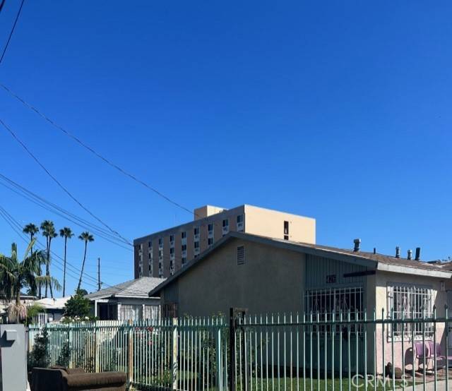 Compton, CA 90220,426 W Laurel ST