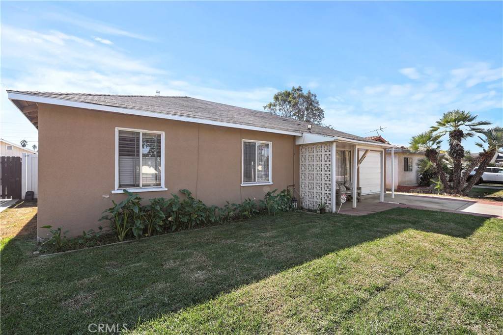 Carson, CA 90746,434 E Victoria ST