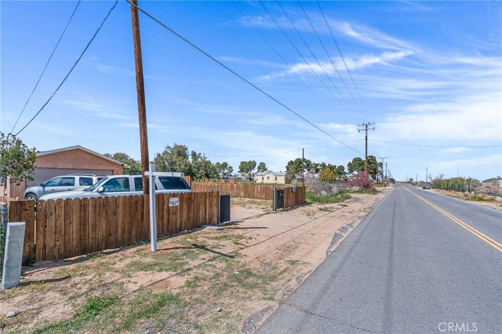 Adelanto, CA 92301,18678 Bellflower ST