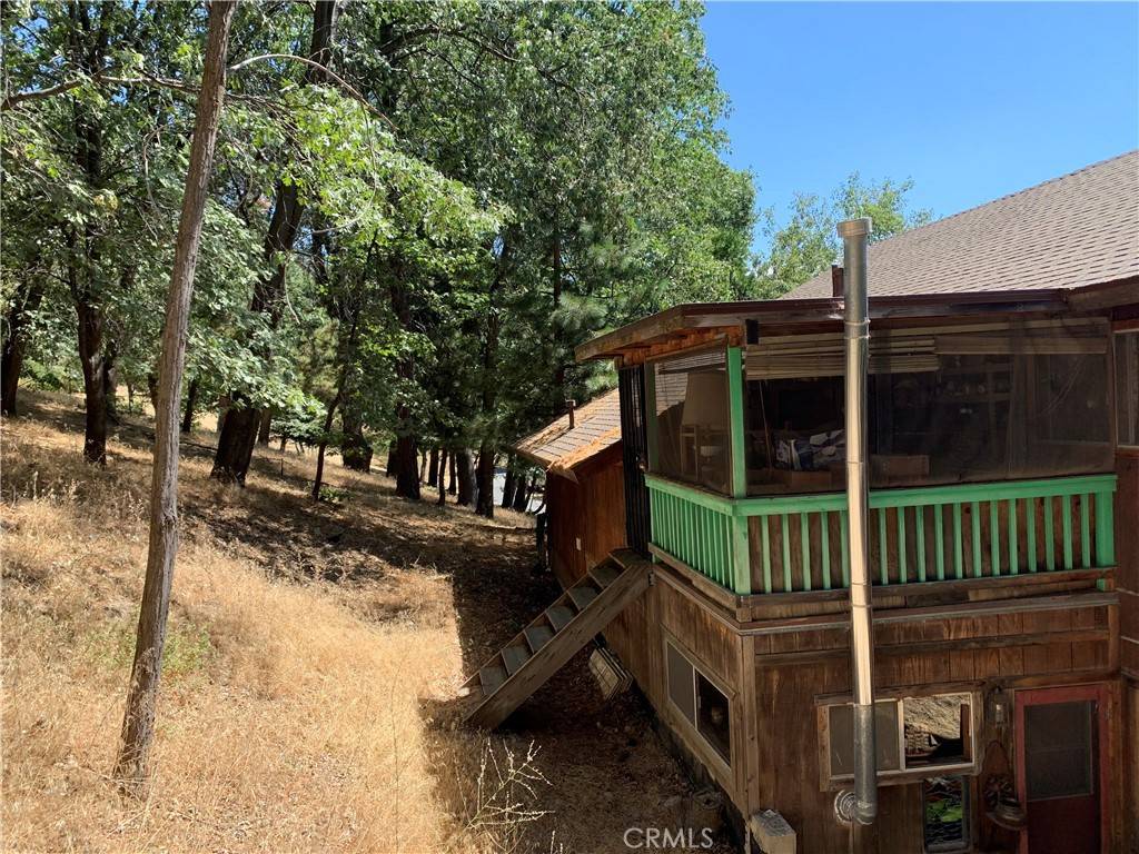 Running Springs, CA 92382,70 Oak Leaf LN