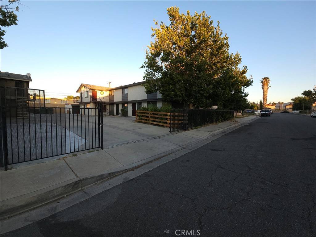 Palmdale, CA 93550,38478 Larkin AVE #B