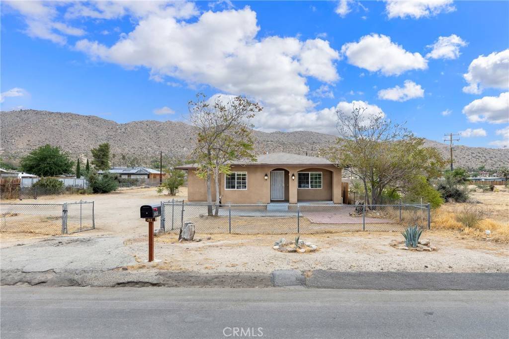 Yucca Valley, CA 92284,56426 Sunland DR