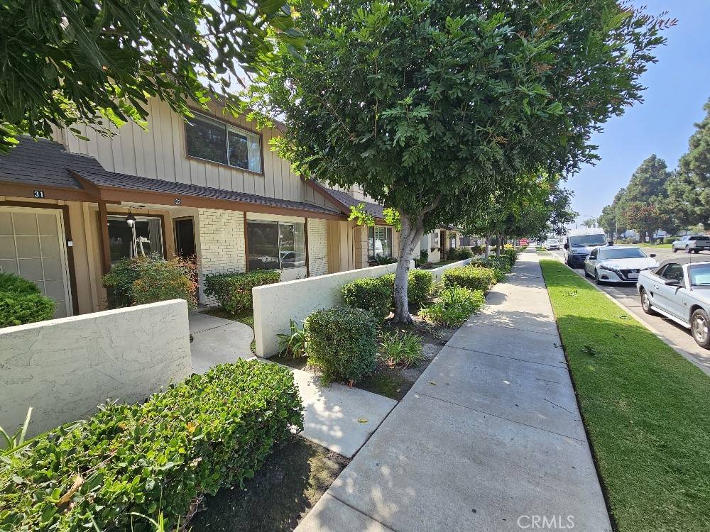 Downey, CA 90241,11000 Woodruff AVE #32