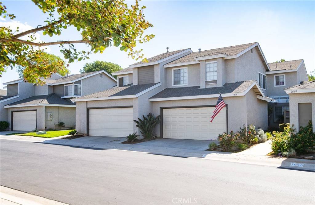 Corona, CA 92882,1636 Sumac PL