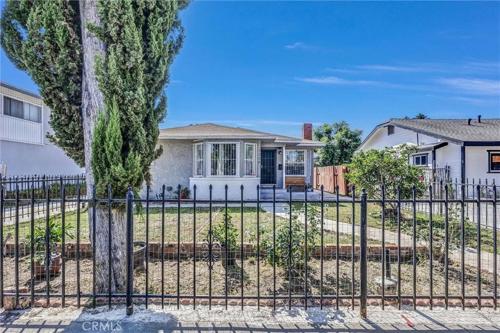 Lynwood, CA 90262,3358 Louise ST