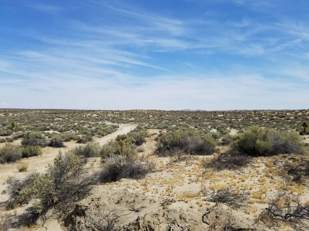 Lucerne Valley, CA 92356,0 East End RD