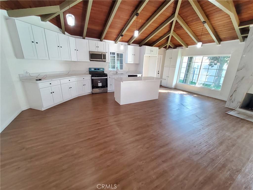 Lynwood, CA 90262,10800 San Miguel AVE