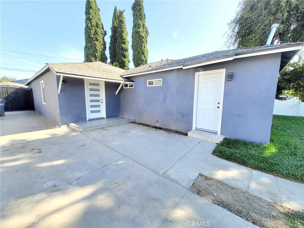 Lynwood, CA 90262,10800 San Miguel AVE