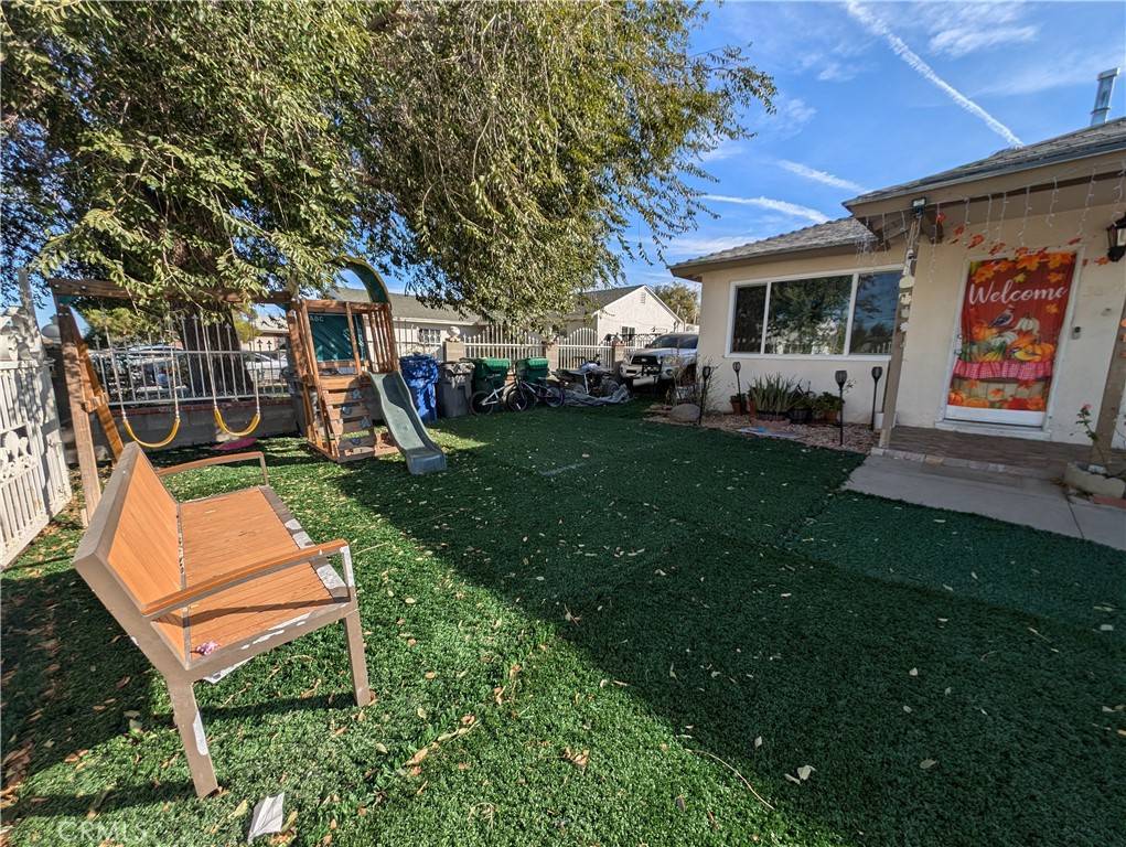 Palmdale, CA 93550,38714 E 32ND