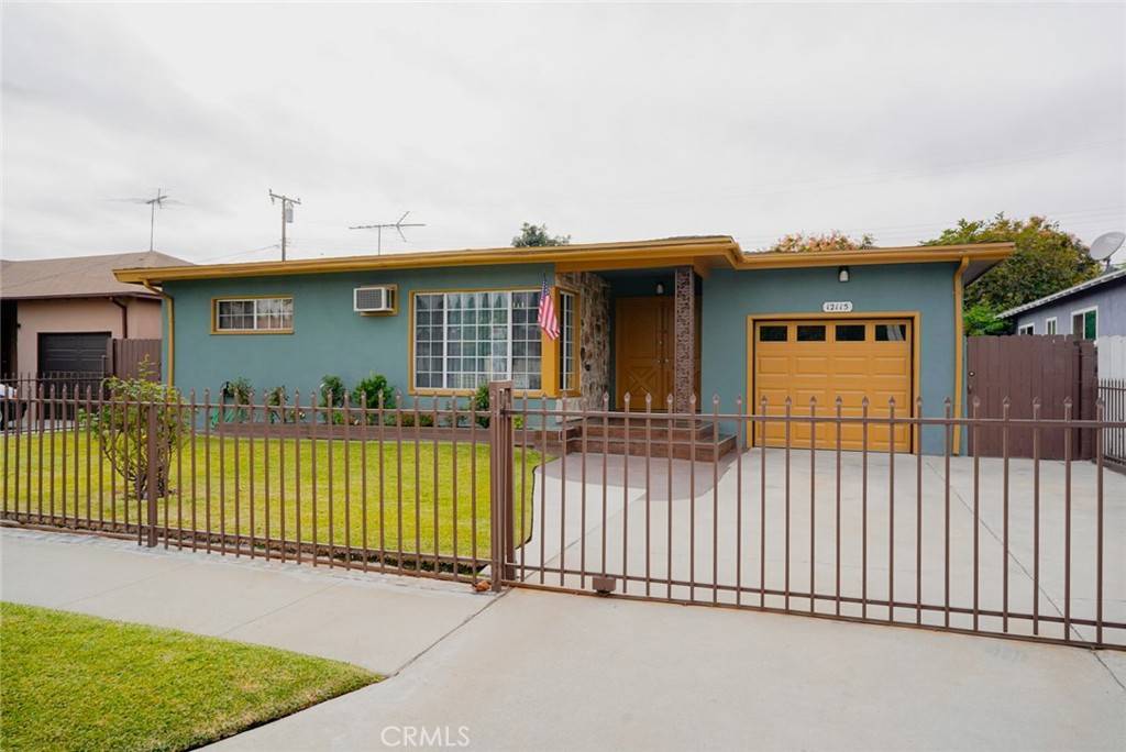 Downey, CA 90242,12115 Cornuta AVE