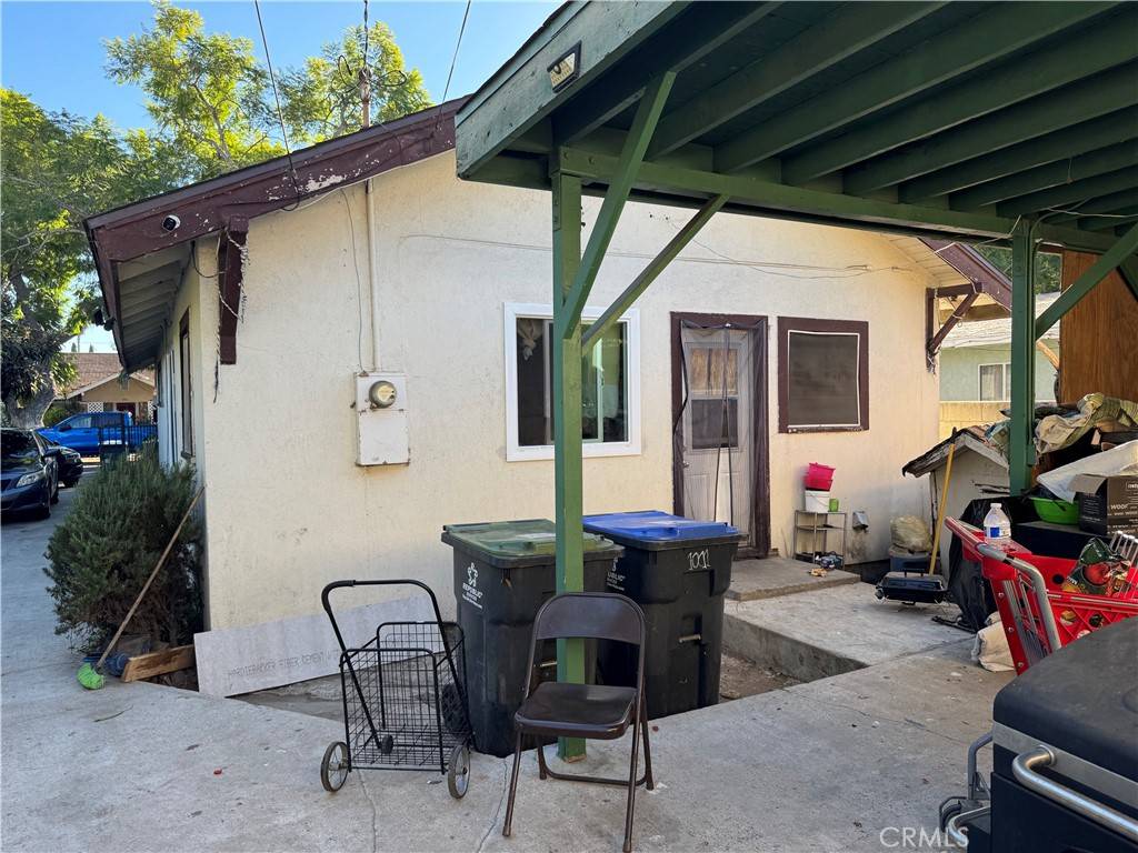 Santa Ana, CA 92703,1009 1011 W Myrtle ST