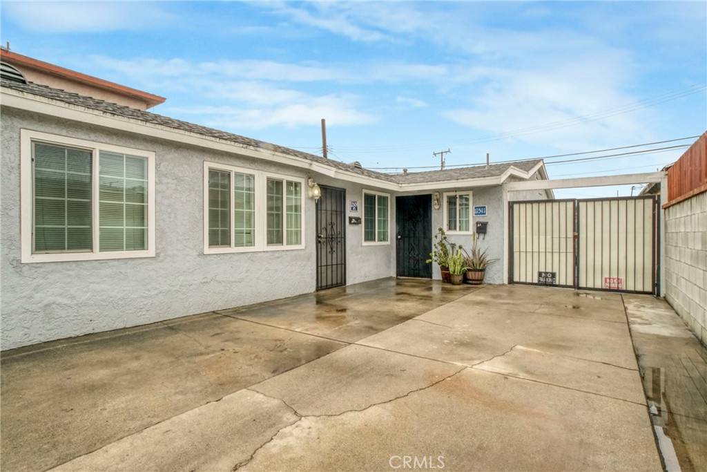 Hawthorne, CA 90250,11509 Inglewood AVE