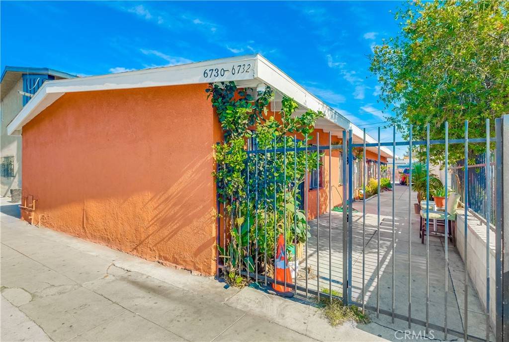 Long Beach, CA 90805,6730 N Paramount BLVD