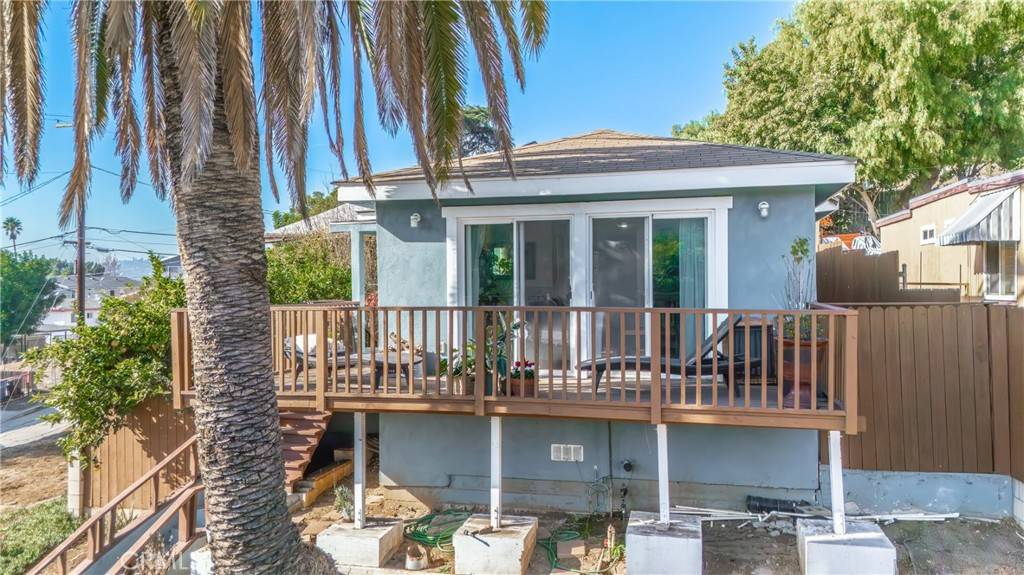 Los Angeles, CA 90042,6205 Monterey RD