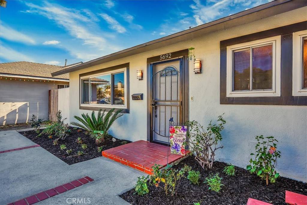 Huntington Beach, CA 92647,5692 Harold PL