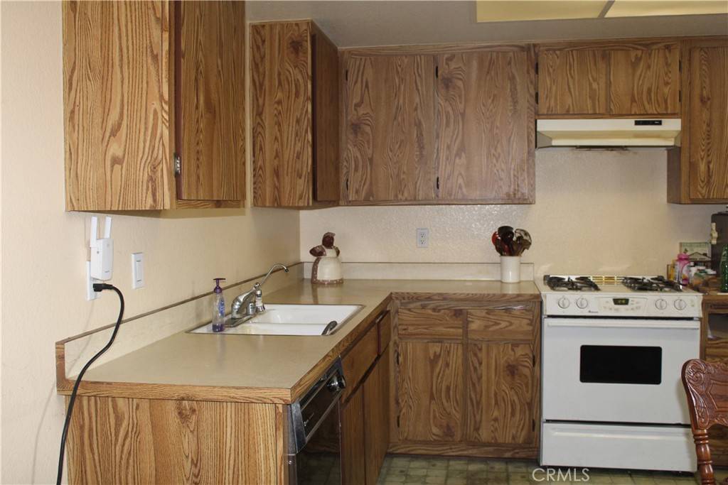 Lakewood, CA 90715,12141 Centralia ST #119