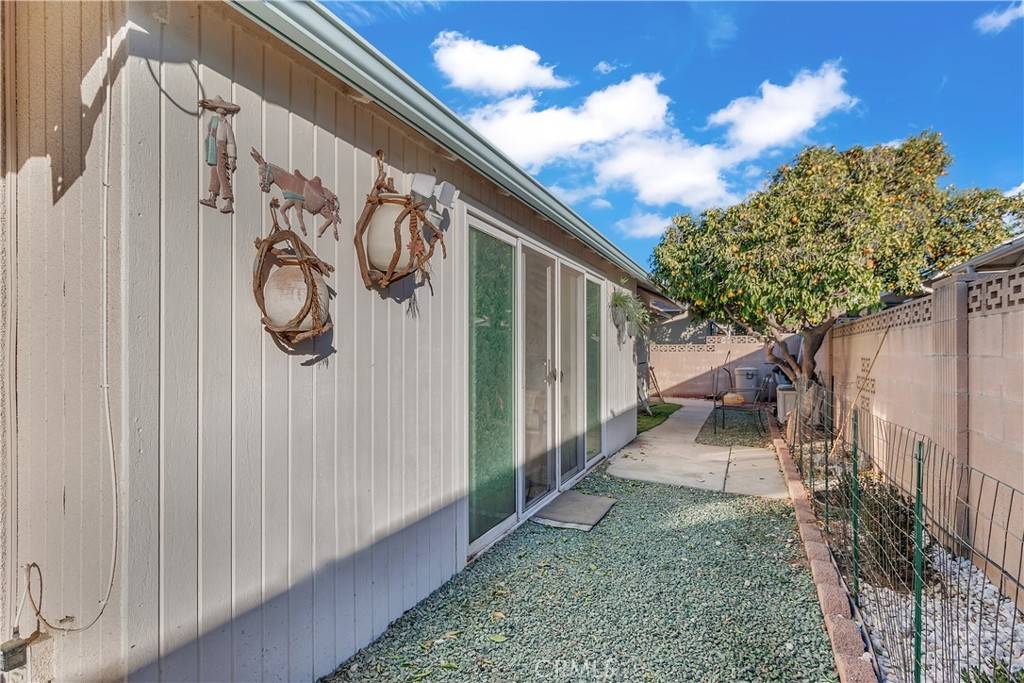 限定価格セール！ W 1181 - sale for Homes Westmont MLS#DW25004 – 92543 CA Hemet, AVE, スノーボード