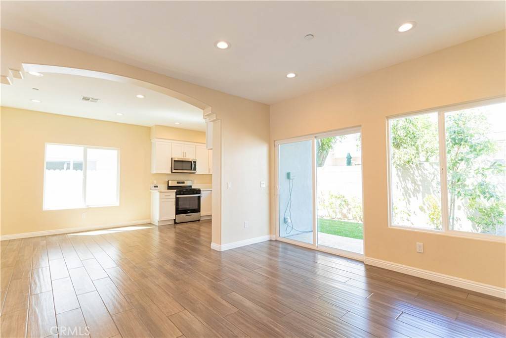 Panorama City, CA 91402,9246 Cedros AVE #6