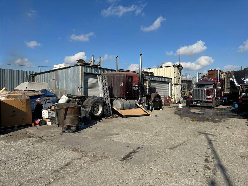 Compton, CA 90222,421 E Banning ST