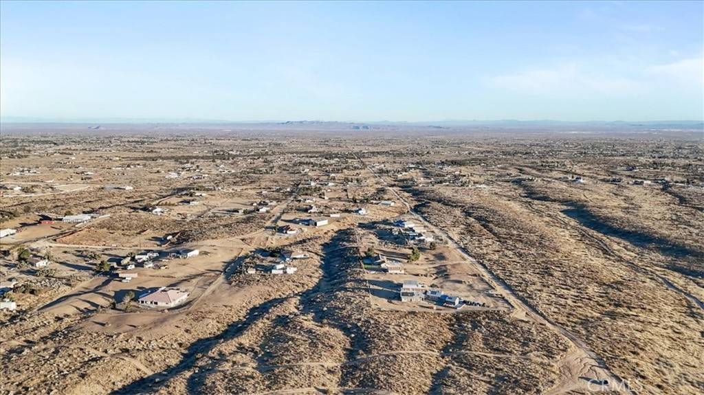 Phelan, CA 92371,8023 Eaby RD
