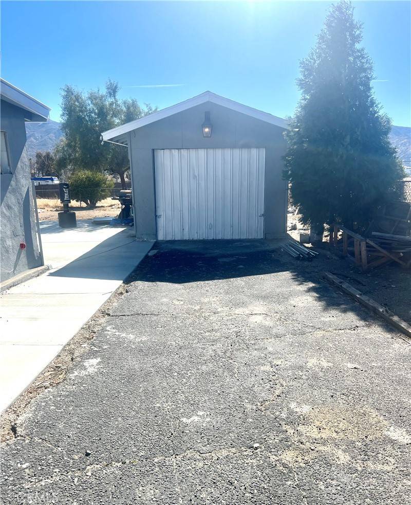 Banning, CA 92220,1010 E Nicolet ST