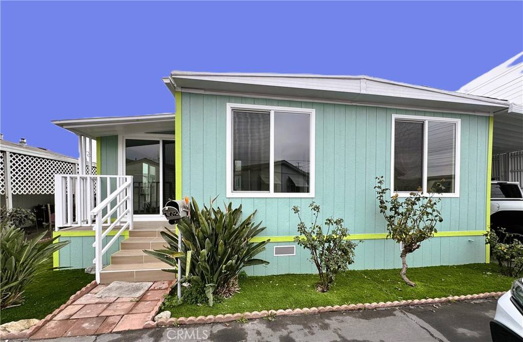 Paramount, CA 90723,16511 Garfield AVE