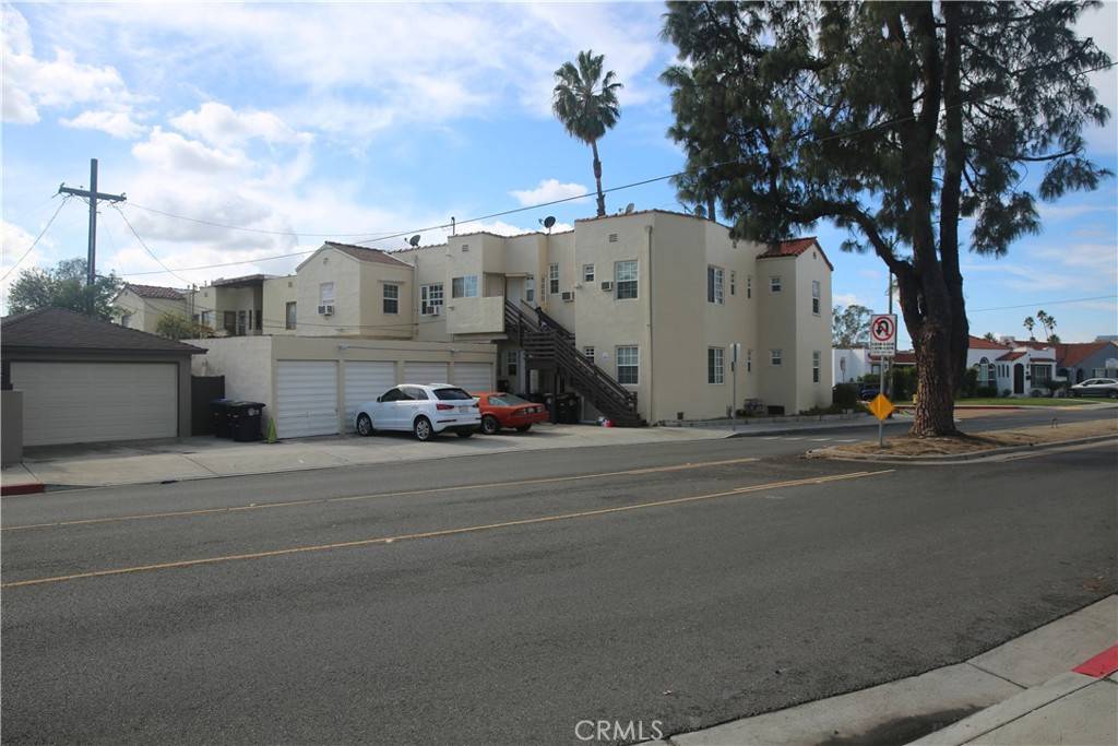 Glendale, CA 91206,630 Naranja DR