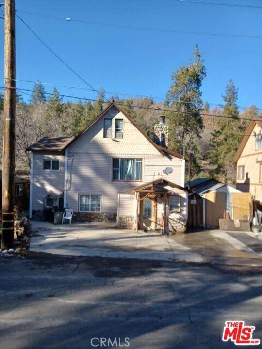 Crestline, CA 92325,22628 Seeley DR