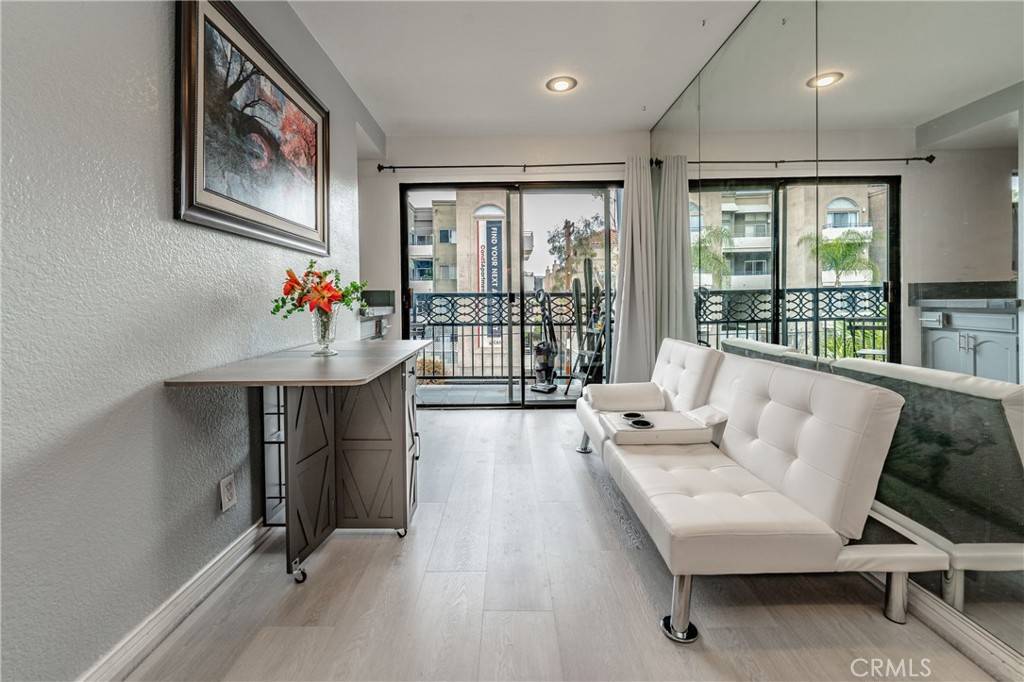 1355 N Sierra Bonita AVE #307 West Hollywood, CA 90046